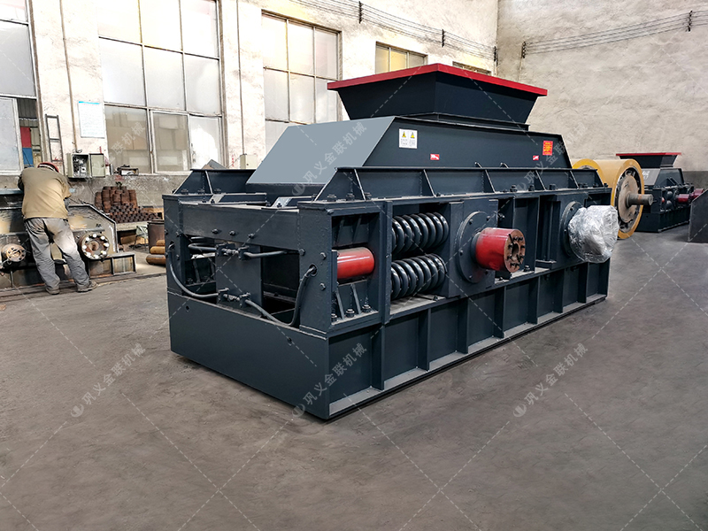鵝卵石對輥破碎機(jī)介紹，為什么選擇金聯(lián)機(jī)械？